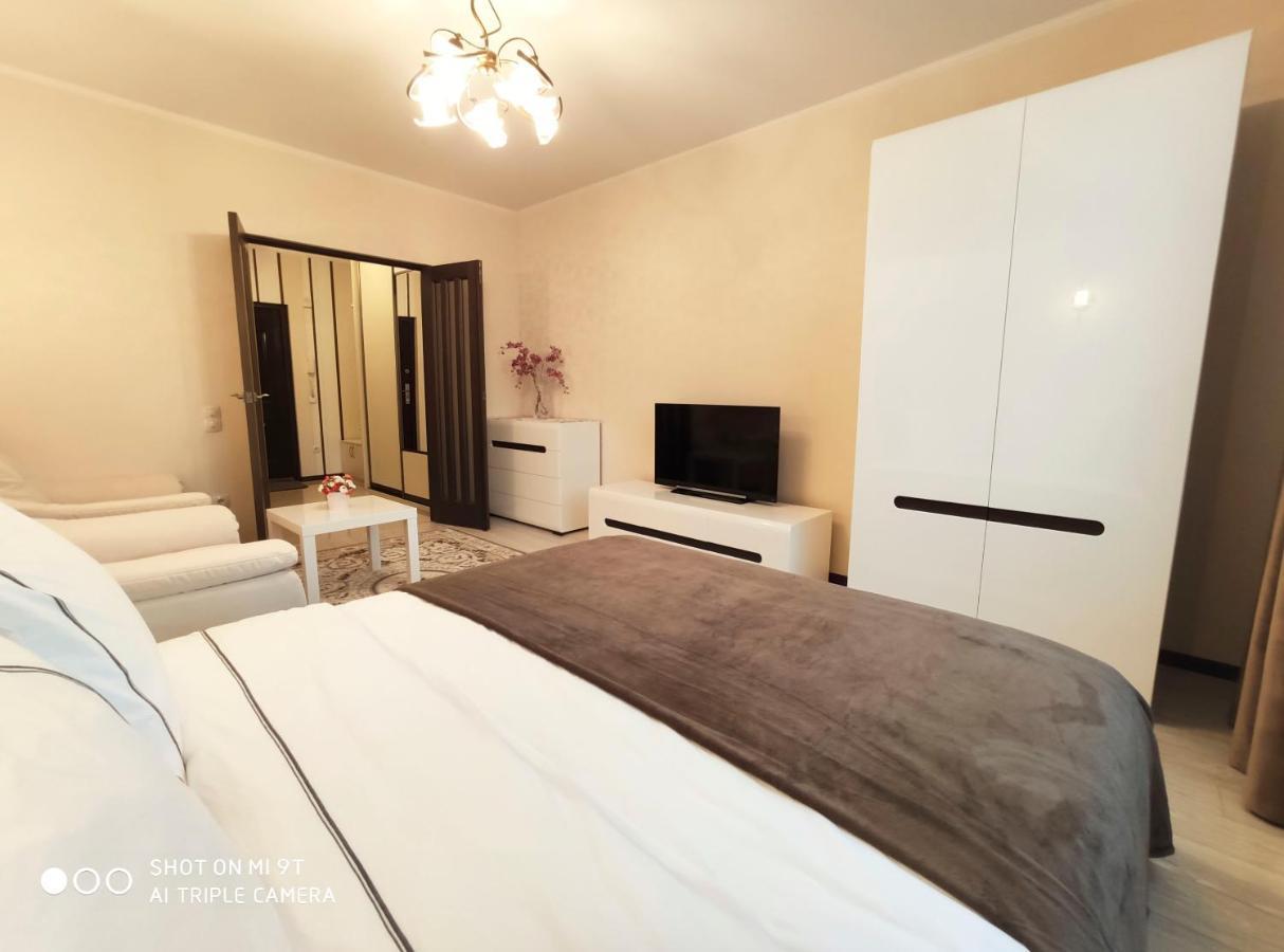 Comfort Apartments - Bright Family Suite Grodno Exterior photo